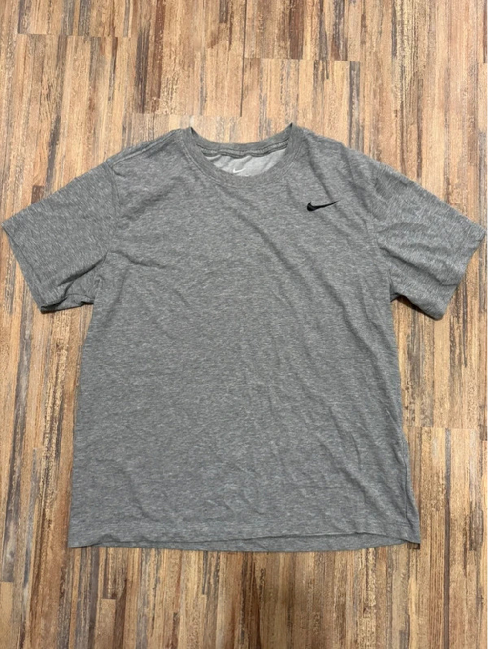 Nike men’s medium t shirt